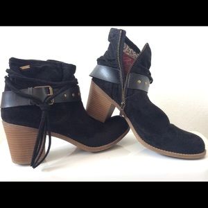Roxy black booties🖤